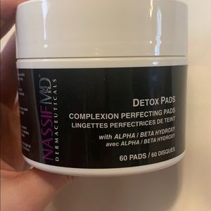 Nassif MD dermacueticals detox pads